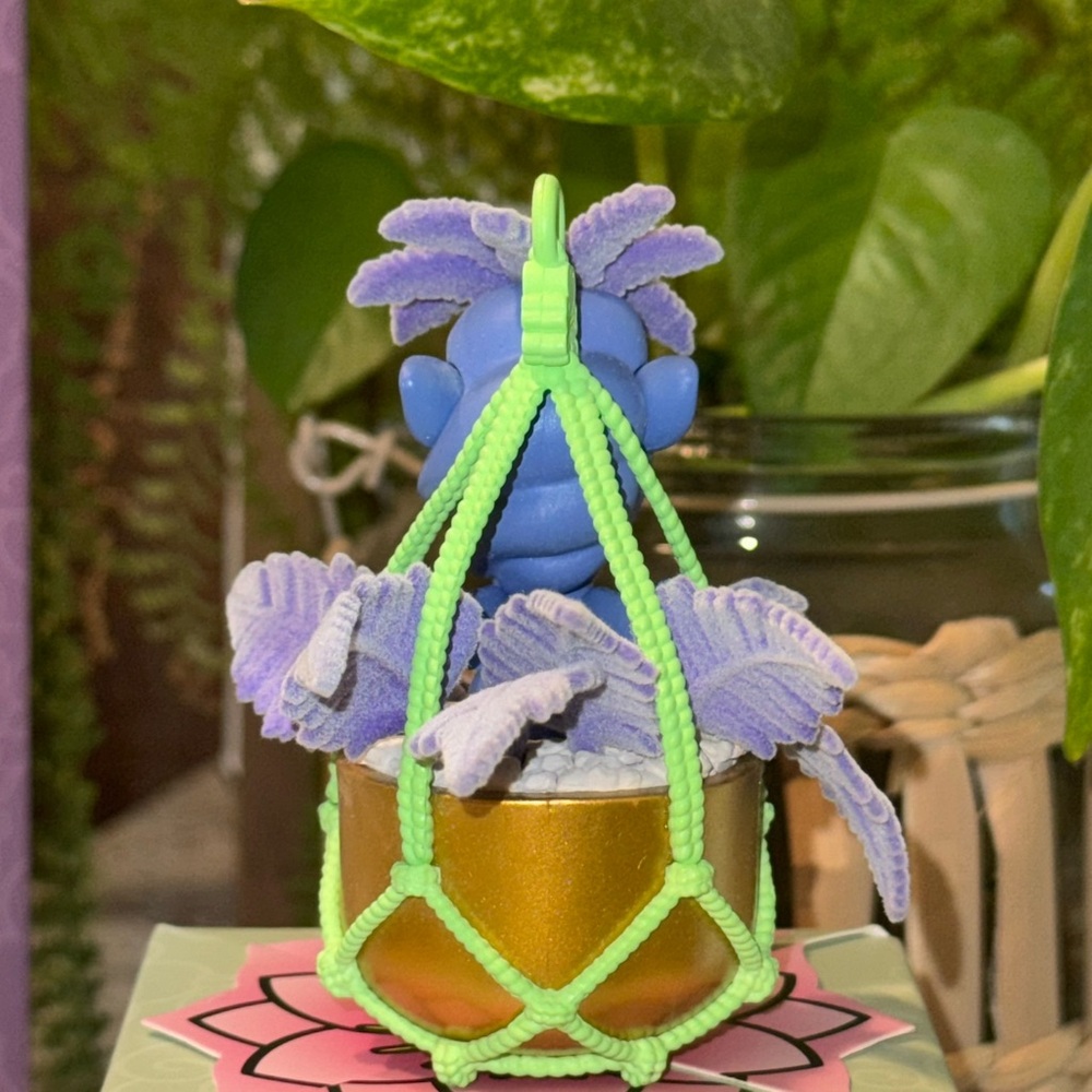 tokidoki Hope Unicorno from Botanical Harmony Unicorno Series - Picture 4 of 10